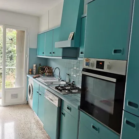 Looking For Space - 3 With Terrace نيس